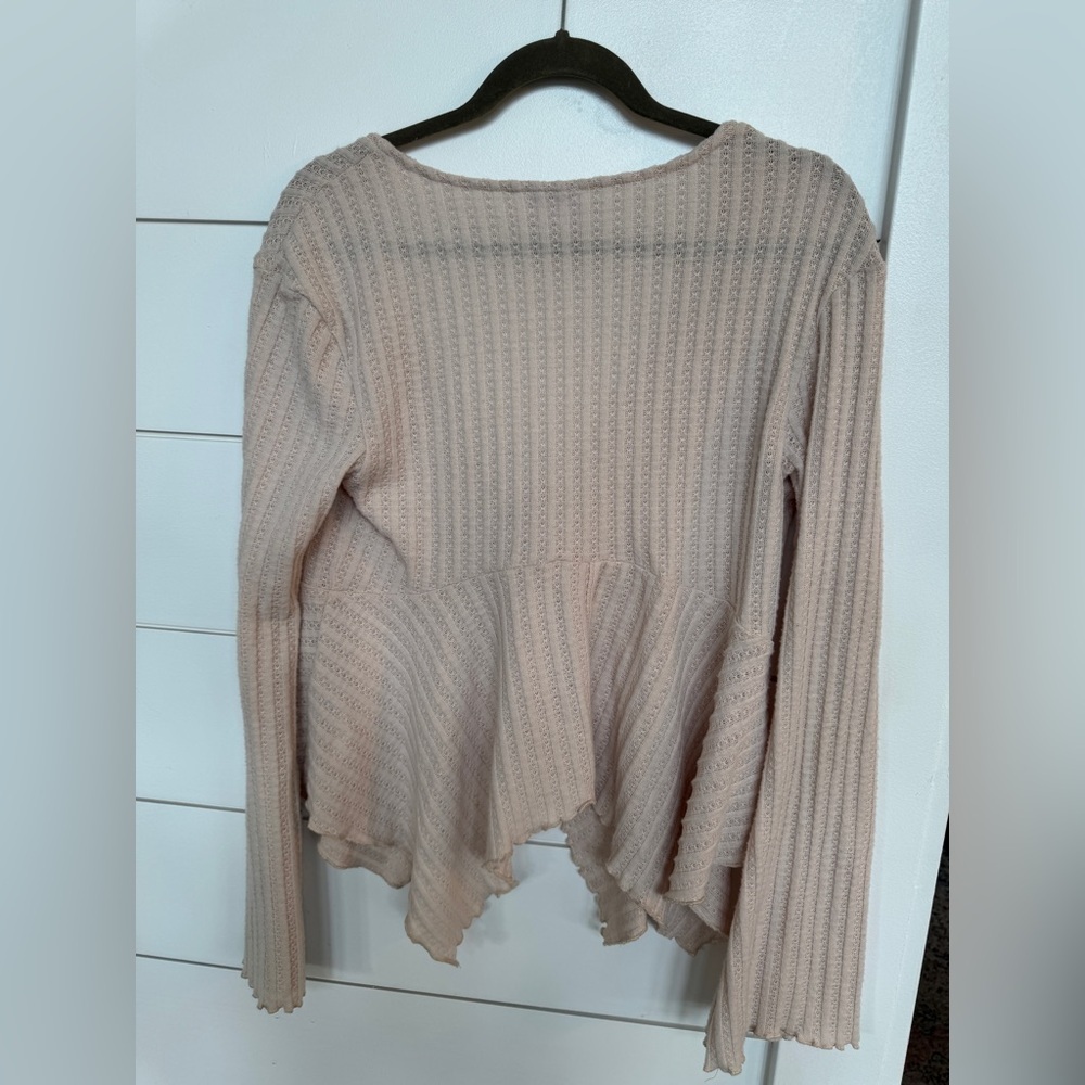 Out From Under by Urban Outfitters Lexi Flyaway Top
Size Medium - Picture 3 of 7